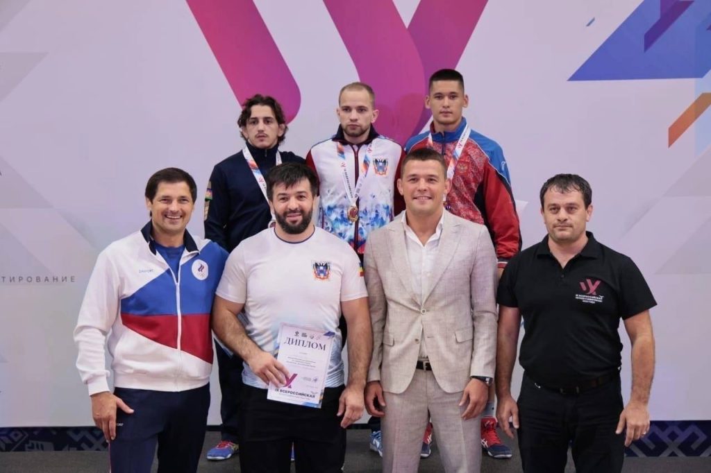 Борец Руслан Палтушев из Хакасии стал бронзовым призером Всероссийской летней универсиады по спортивной борьбе