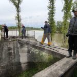 Принято решение заложить бетоном шлюз в абаканской зоне отдыха, снизив поток идущей в парк воды