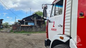Замкнувший удлинитель стал причиной пожара в Абакане