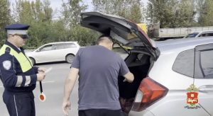 Наркотики, оружие и преступники в розыске: масштабные рейды в Хакасии провели силовики