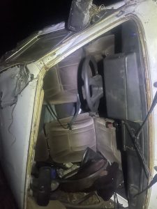 «Нива» на боку: ещё одна авария с перевёртышем в Хакасии
