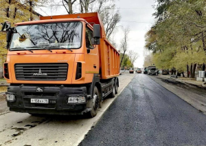 7000 квадратов разрушенного асфальта восстановили бригады СГК в Абакане