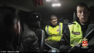 Хотел уйти от полиции вплавь: в Хакасии пьяный бесправник отправился под арест на 10 суток