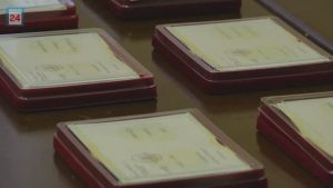 На вечное хранение: родным 9 бойцов Хакасии вручены Ордена Мужества