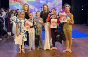 Россыпь медалей всероссийских соревнований привезли домой воздушные гимнастки Хакасии