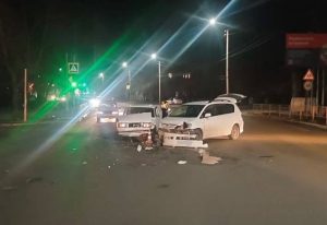 18-летний водитель пострадал в аварии в Черногорске