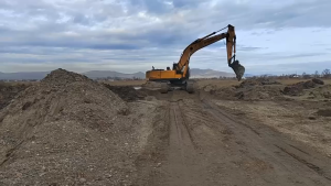 Нелегальный карьер по добыче ПГС выявили инспекторы Минприроды Хакасии в Усть-Абакане