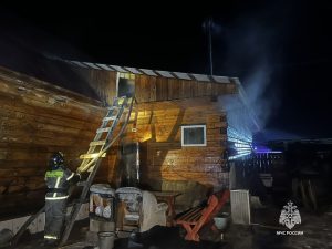 Мужчина погиб при пожаре в Минусинске- он отравился продуктами горения