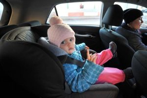 Возить детей в такси без автокресел в Хакасии станет весьма накладно
