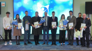 За успехи на чемпионатах, турнирах и кубках: лучшие спортсмены Хакасии и их тренеры получили награды