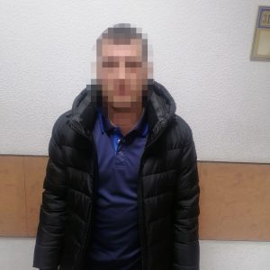 Квартирного вора -гастролёра задержали силовики в Хакасии