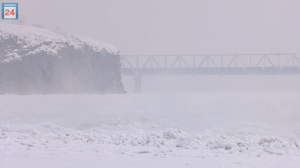 Уровень воды в Енисее у села Подсинее немного спал, но будет колебаться, прогнозируют гидрологи