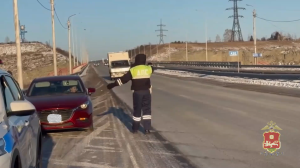Более 2 тысяч нарушений ПДД, двое погибших — ГАИ Хакасии подвело итоги новогодних праздников