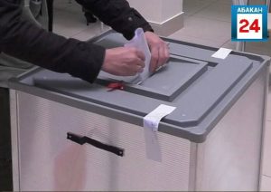 Один выбыл, борьбу продолжат четверо: определен список претендентов на кресло главы Расцветовского сельсовета‎