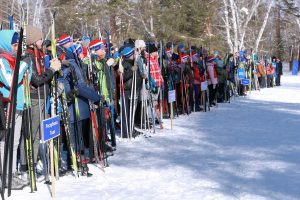 Соревнования по лыжным гонкам стартовали в Хакасии