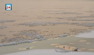 Лодку с рыбаками унесло течением на Енисее в Саяногорске — мужчин спасли