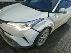 Переломы получил пенсионер, попав под колёса авто в Абакане