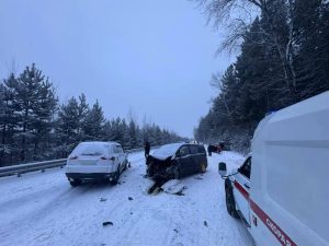 Опасный обгон:10-летняя девочка пострадала в ДТП в Хакасии