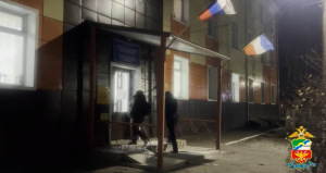 Предложили стать «внештатным сотрудником спецслужб» и убедили «выполнить задание»: в Хакасии силовики сняли с поезда школьницу-её обманули мошенники