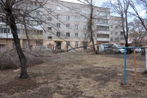 За 12 млн. рублей обустроят двор по Ленина в Абакане