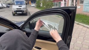 ‎Водителя слишком затонированного Порше автополицейские Хакасии сначала выследили в соцсетях, а затем на дороге