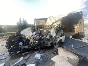 В жуткой автокатастрофе на красноярской трассе погиб мужчина