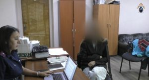 21-летняя жительница Хакасии зарезала подругу у ночного клуба в Абакане