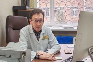 Абаканскому хирургу  Валерию Чочумакову президент страны присвоил звание «Заслуженный врач Российской Федерации»